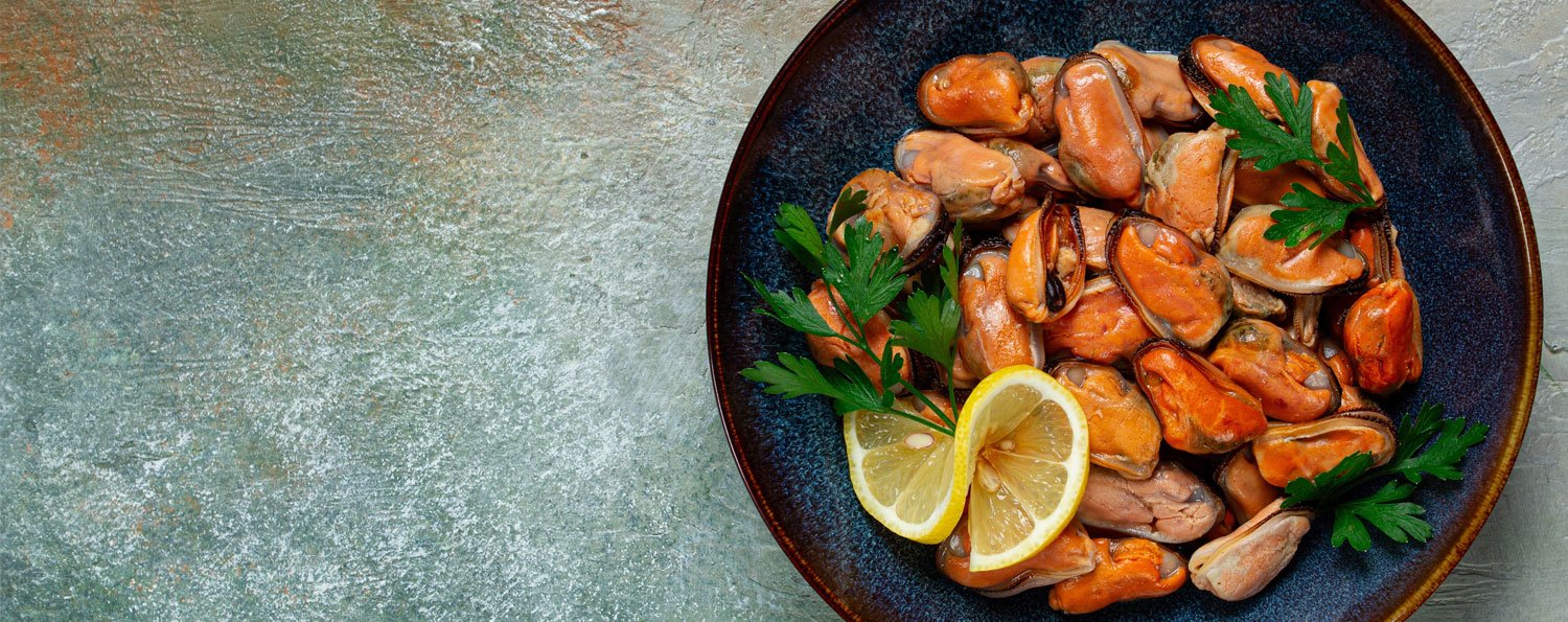 Mussels on plate